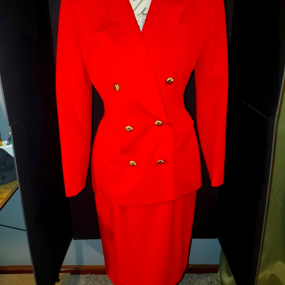 BICCI NEW YORK red skirt suit set